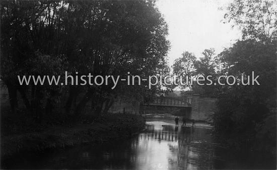 The River Roding, Redbridge, Wanstead, London. c.1912